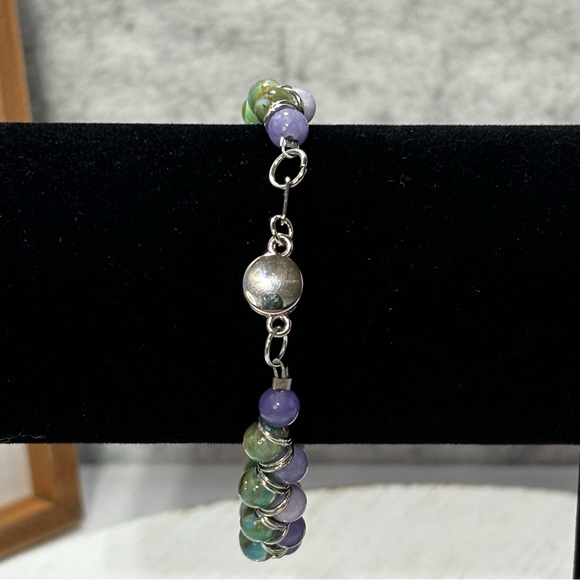 Handmade beaded goddess bracelet - Picture 4 of 5